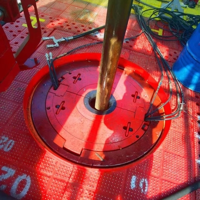 Czerwony mat antypoślizgowy typu ZP Rotary Atble 30mm Plastic Non Slip Mat For Drilling Rig