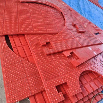 Czerwony mat antypoślizgowy typu ZP Rotary Atble 30mm Plastic Non Slip Mat For Drilling Rig